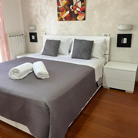 Acquedotto Alessandrino House アパート ローマ